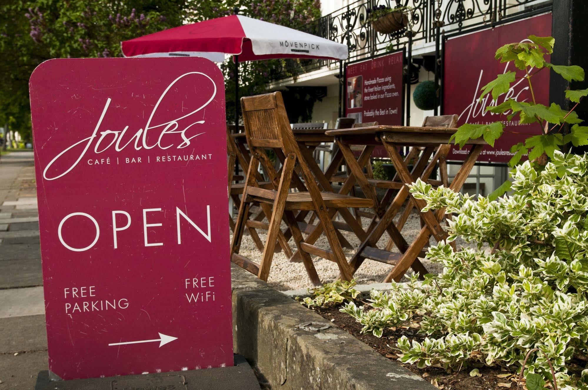 Clarence Court Hotel Cheltenham Exterior photo